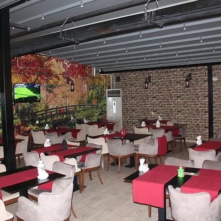 Oz Guven Otel