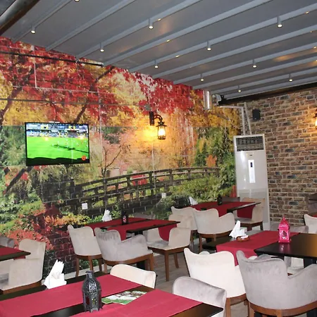 Oz Guven Otel